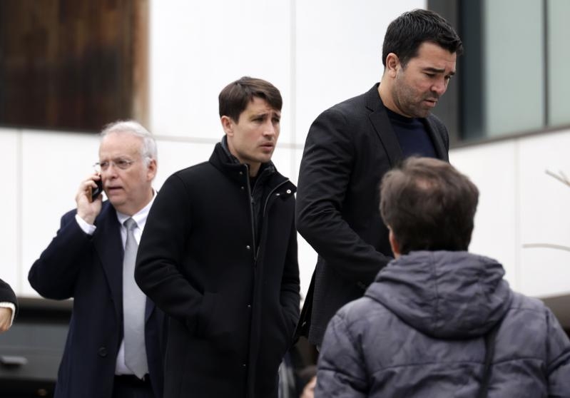 Barcelona planning third summer signing due to possible Premier League sale