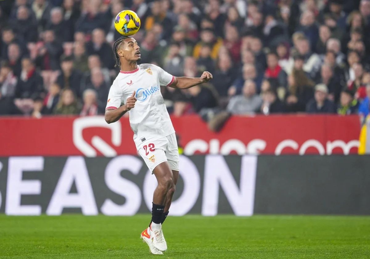 Sevilla star turns down €30m Premier League move