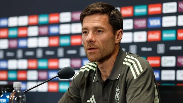 Confirmed: Real Madrid make decision on who will wear number nine shirt