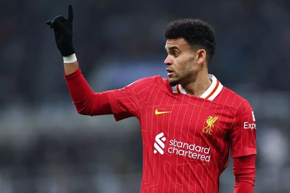 Barcelona make formal approach to Liverpool for Luis Diaz