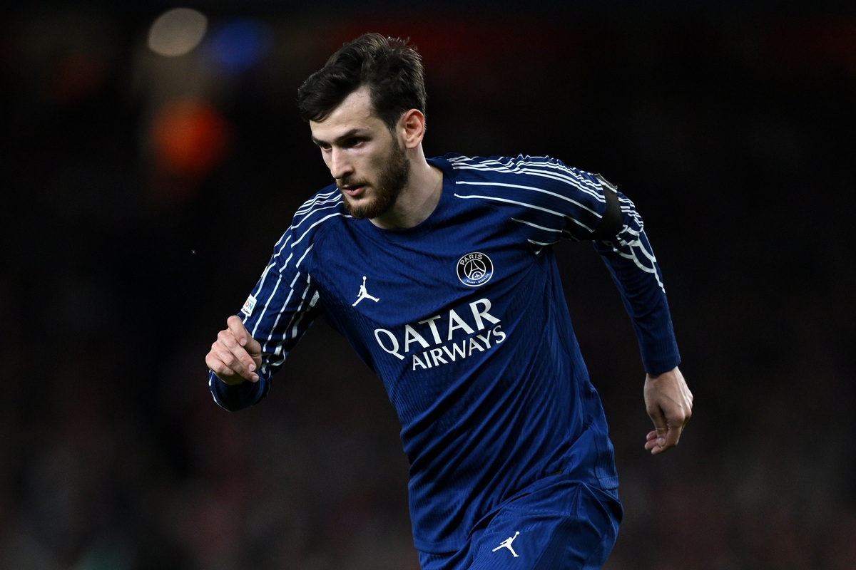 Kvaratskhelia on for unprecedented treble after Napoli Scudetto