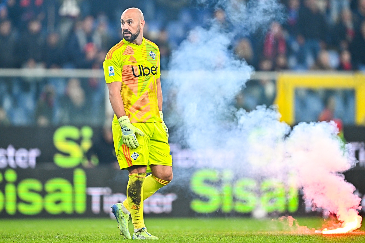 Video: Pepe Reina announces retirement decision at 42 years old