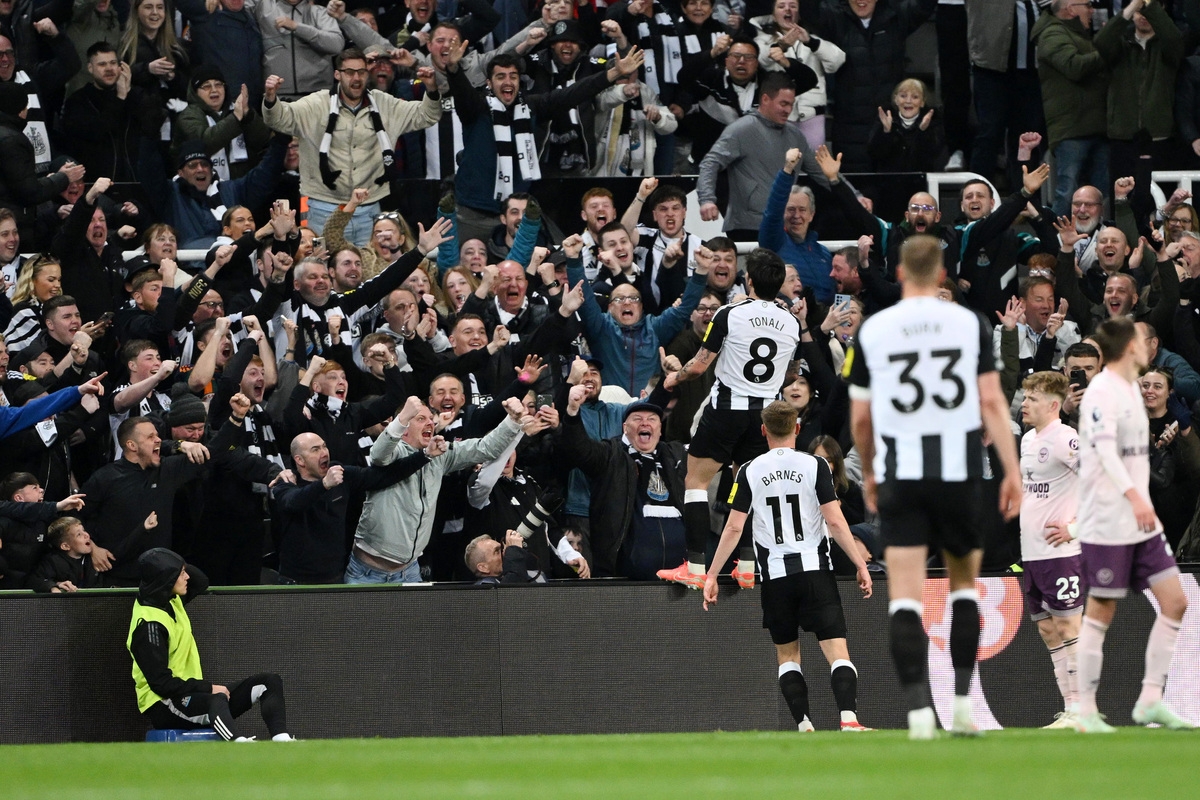 Newcastle transfer implication as Juventus fight for Champions League spot