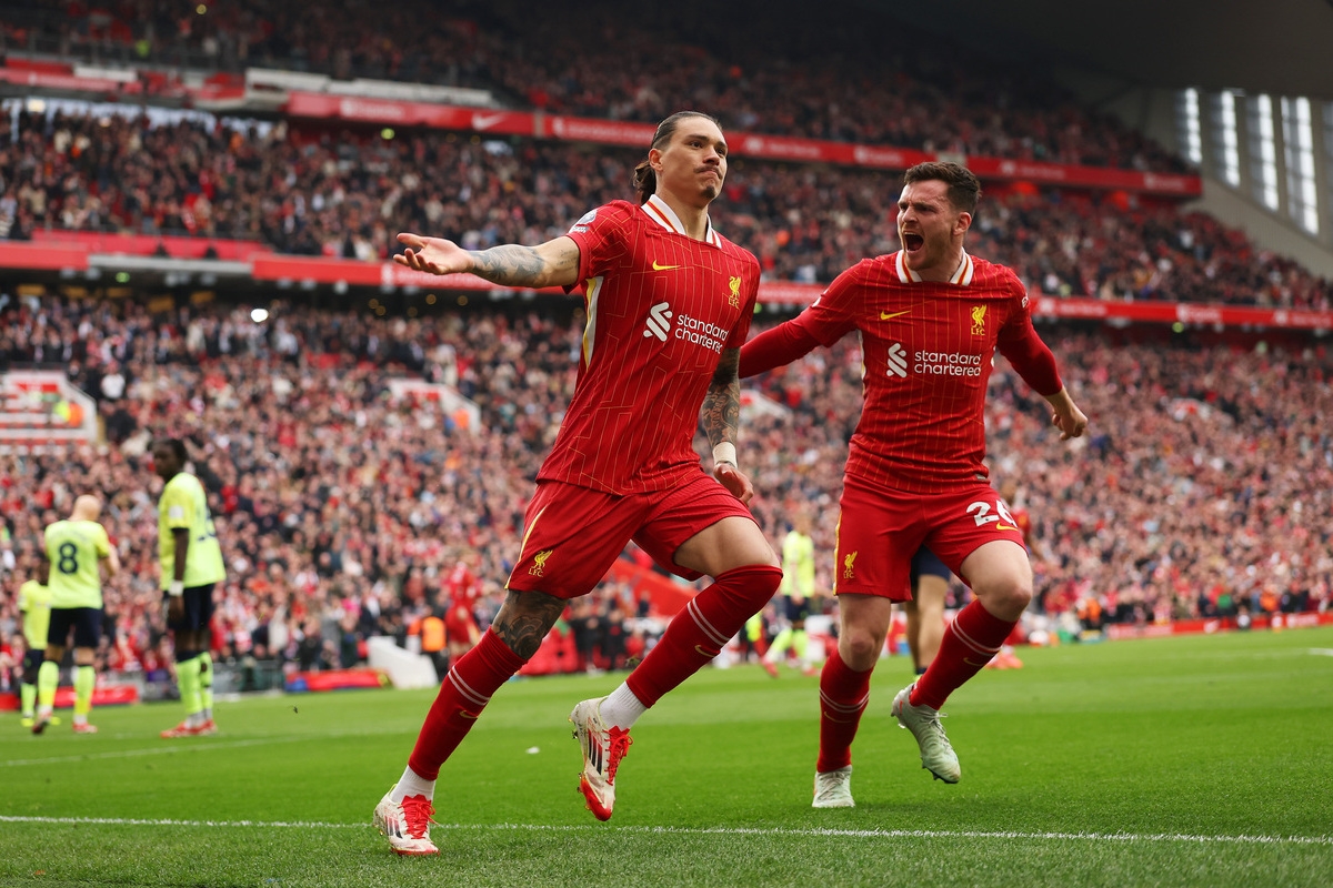 Napoli take firm transfer stance on Liverpool striker Nunez