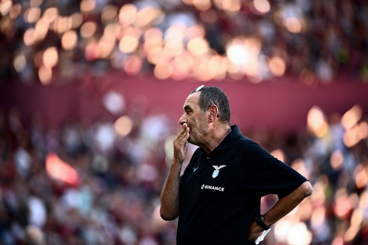 Sarri frustrated at lack of Lazio clarity on transfers
