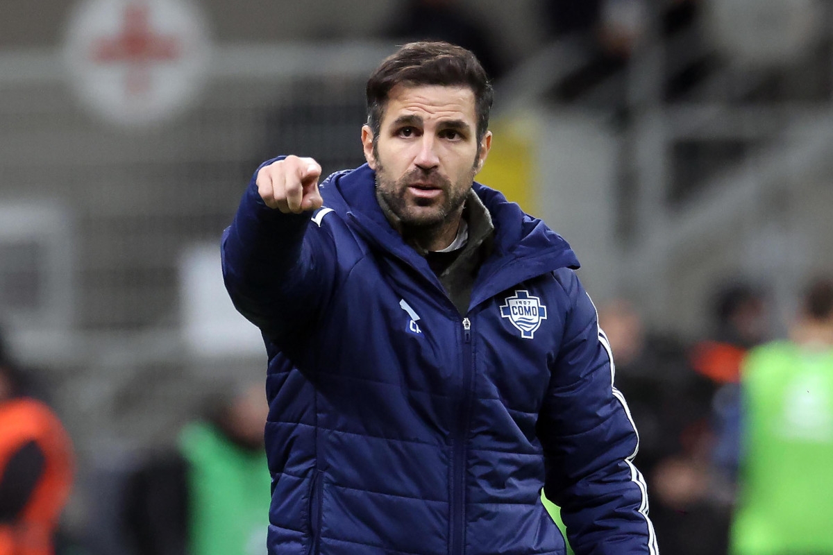 Fabregas weighs in on refereeing controversies: ‘All coaches in agreement'