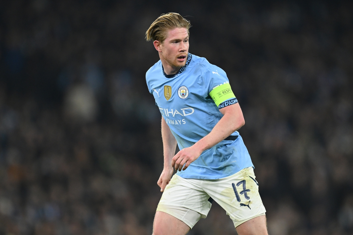 Napoli director drops two-word update on De Bruyne transfer