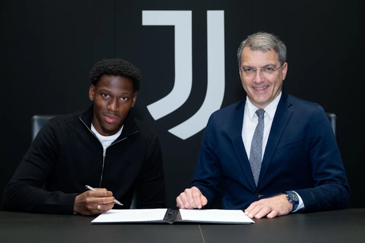 Official: Jonathan David joins Juventus with 5-year contract
