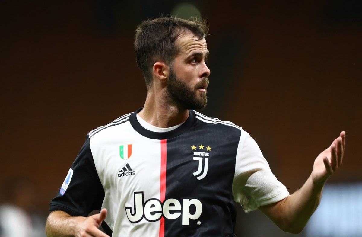 Pjanic tells Juventus to sign Newcastle star this summer