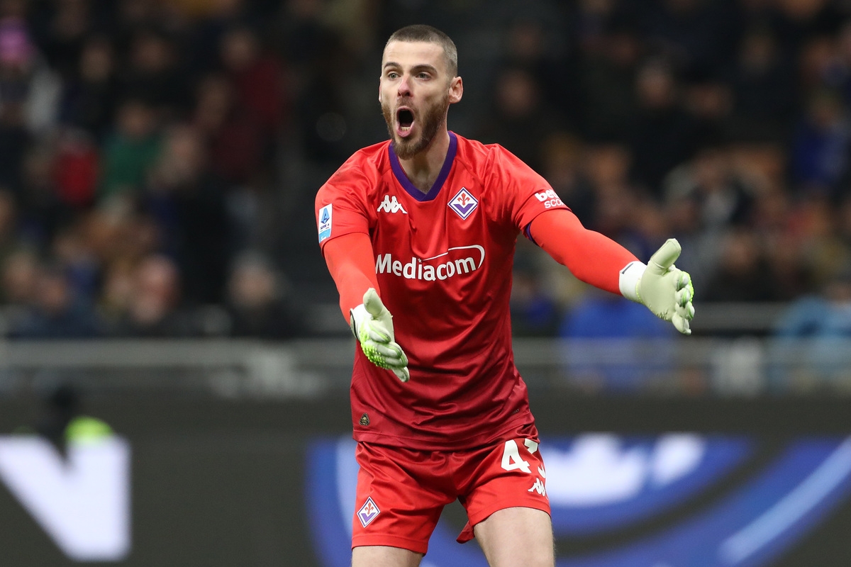 De Gea set for Fiorentina contract talks despite extension clause