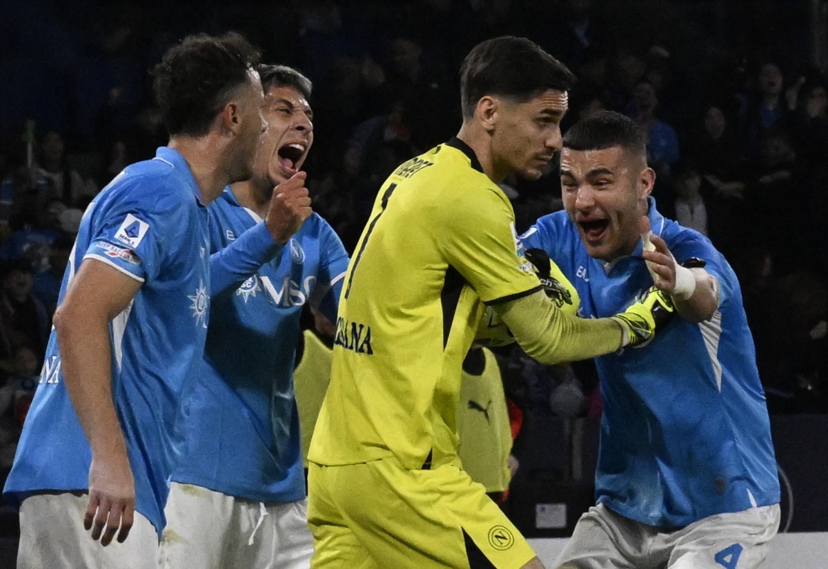 Official: Meret signs Napoli contract extension until 2027