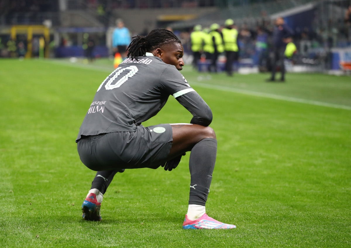 Rafael Leao stands up for new Milan coach Allegri after Cassano insult