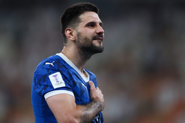 Manchester United pondering shock move for Alexsandar Mitrovic