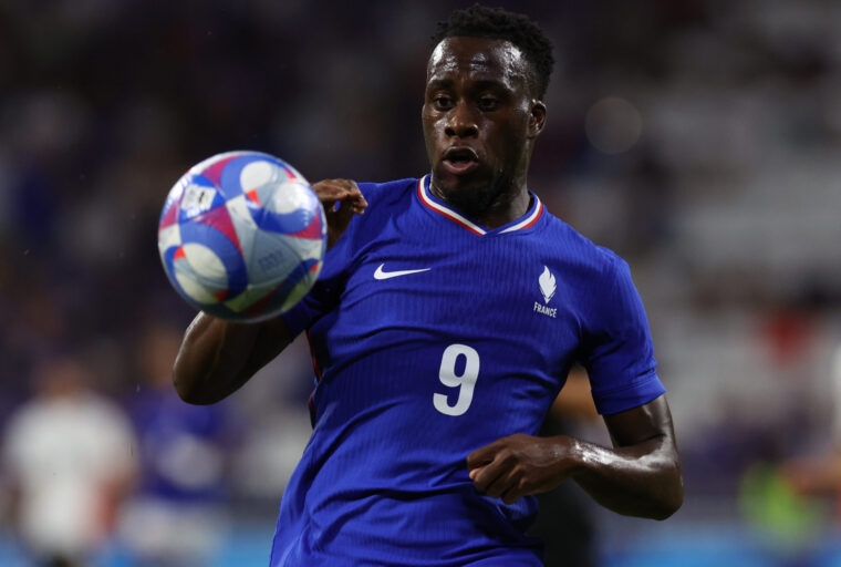 Newcastle United register interest in Arnaud Kalimuendo