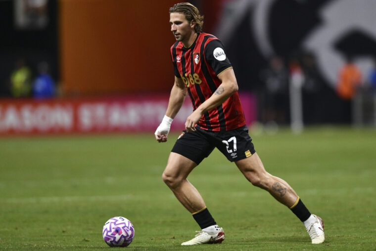 PSG complete the signing of Ukrainian centre-back Illia Zabarnyi
