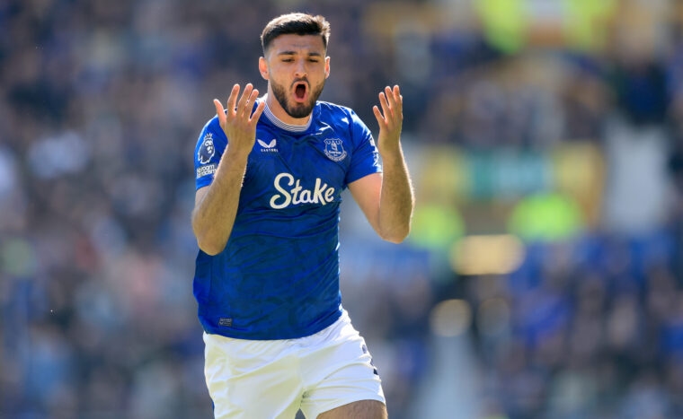 RB Leipzig and Stuttgart express interest in Armando Broja
