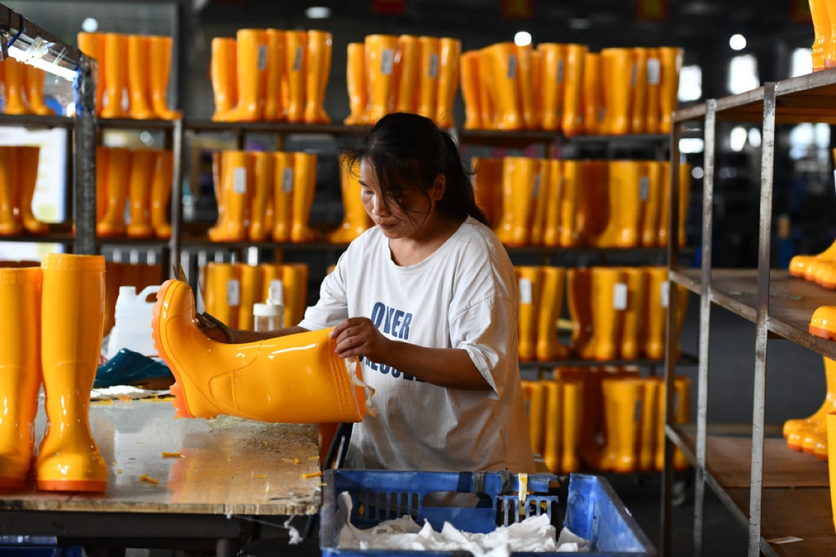 Footwear Firms Rejiggering Supply Chains Will See Long-Term Benefits