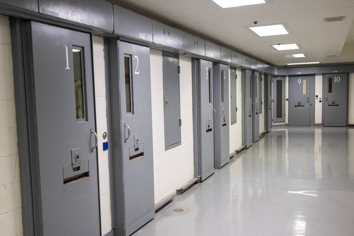 Family of woman who died in Tarrant County jail sues for medical records