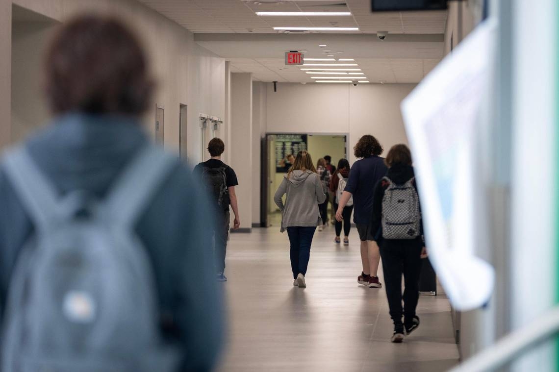 Texas high school students may need a financial literacy class to graduate