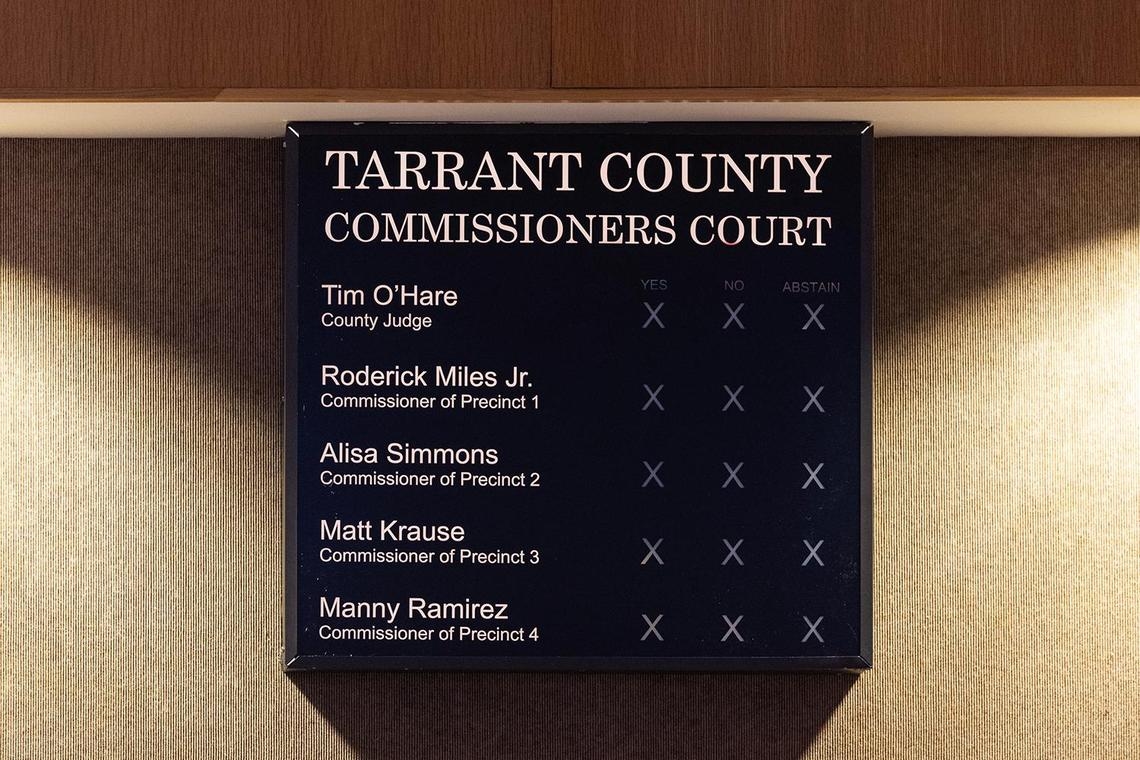 Tarrant County considers cutting number of voting locations in November election