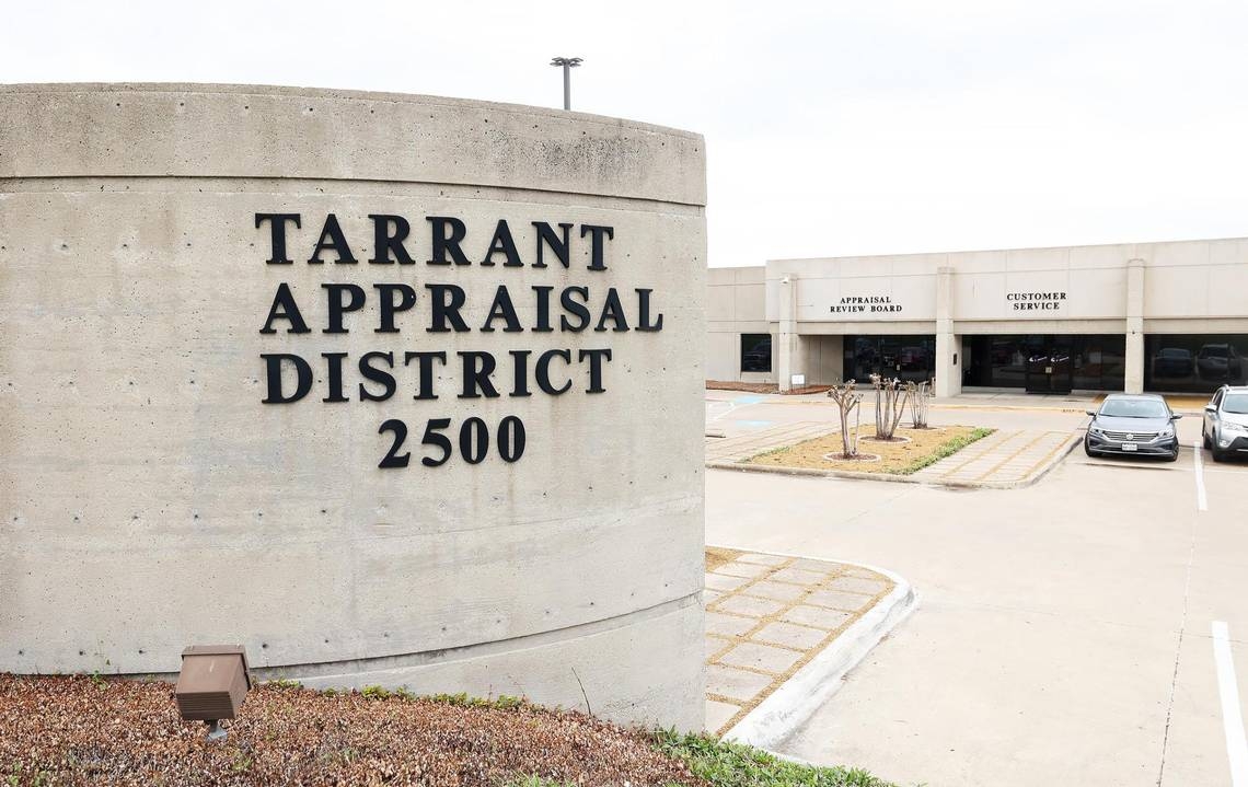 Tarrant County schools, cities urge appraisal district changes, say millions at risk