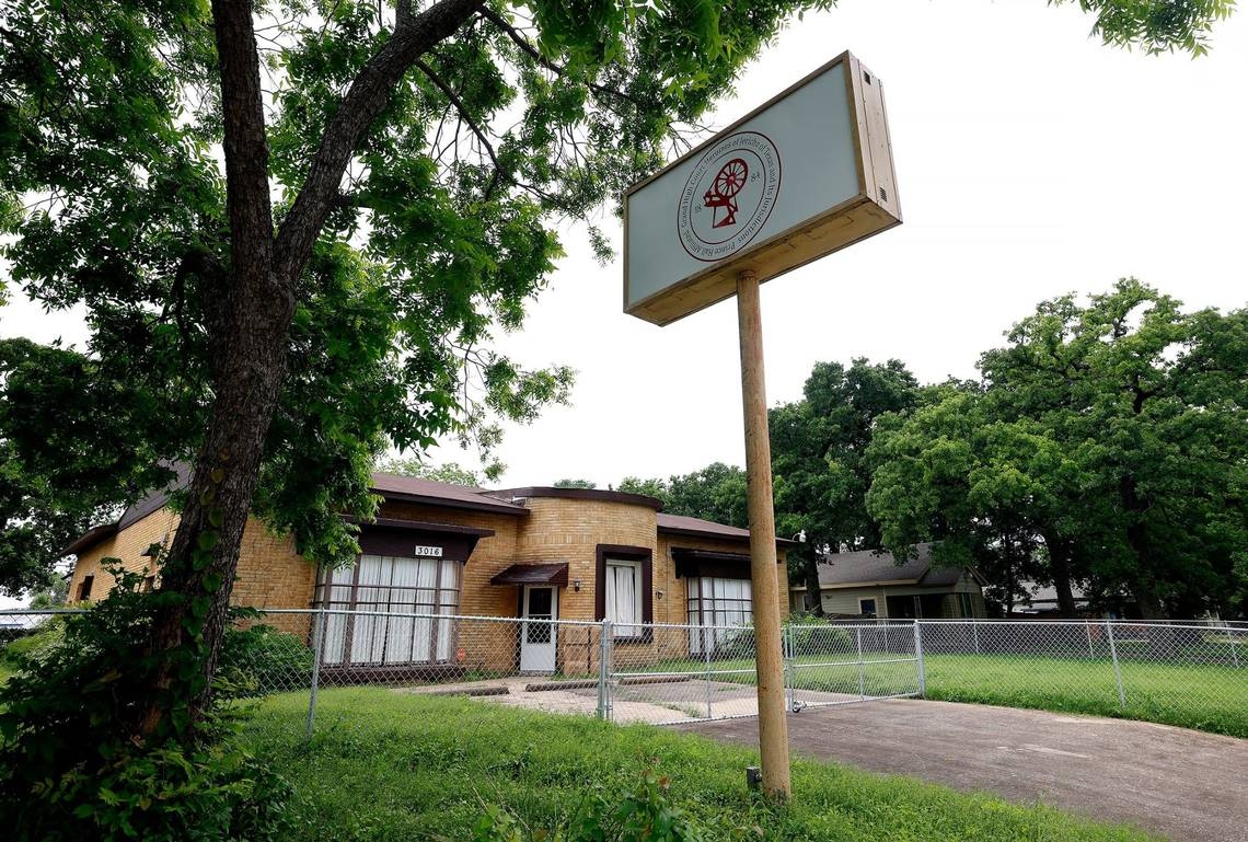 Endangered building, part of Fort Worth's Black history, gets historic designation