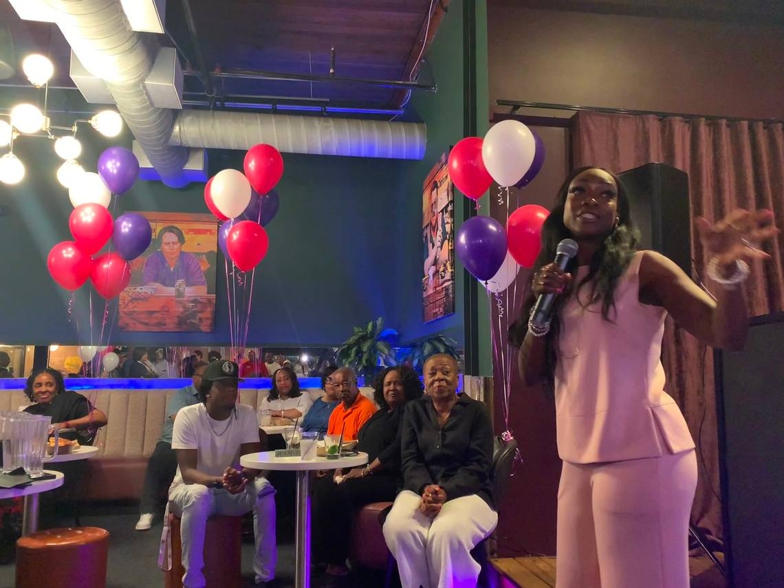 Hall declares victory over Davis for Fort Worth City Council District 6 seat