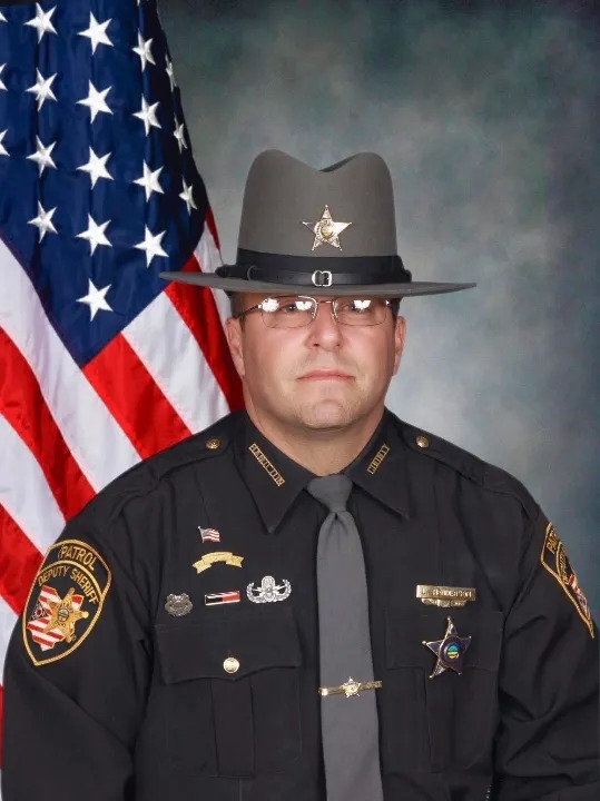 Police group slams GoFundMe for Ohio father accused of killing deputy Larry Henderson