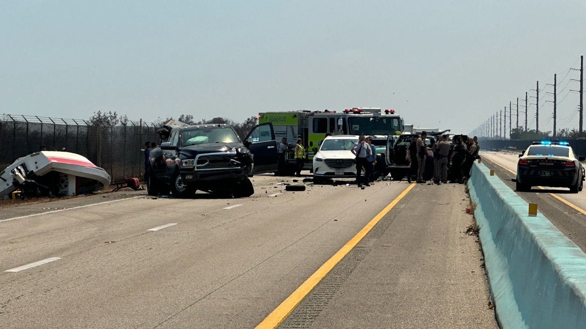 Traffic crash serves as reminder to stay away from areas around South Florida brush fires