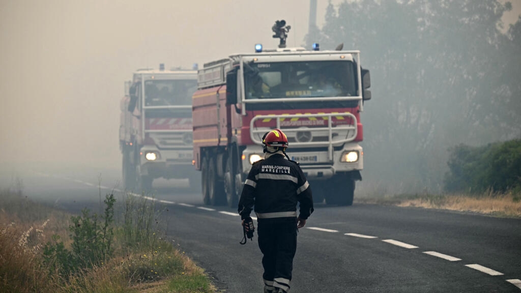 French firefighters struggle to contain biggest wildfire since 1949