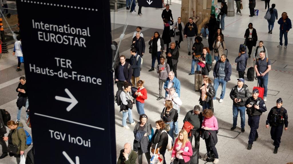 Traffic halted at Paris's Gare du Nord after World War II bomb found on tracks
