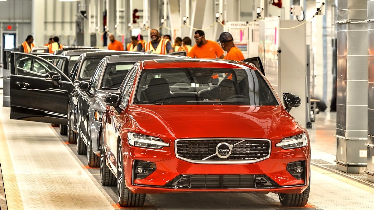 Volvo Cars to slash 3,000 workers amid global trade uncertainty
