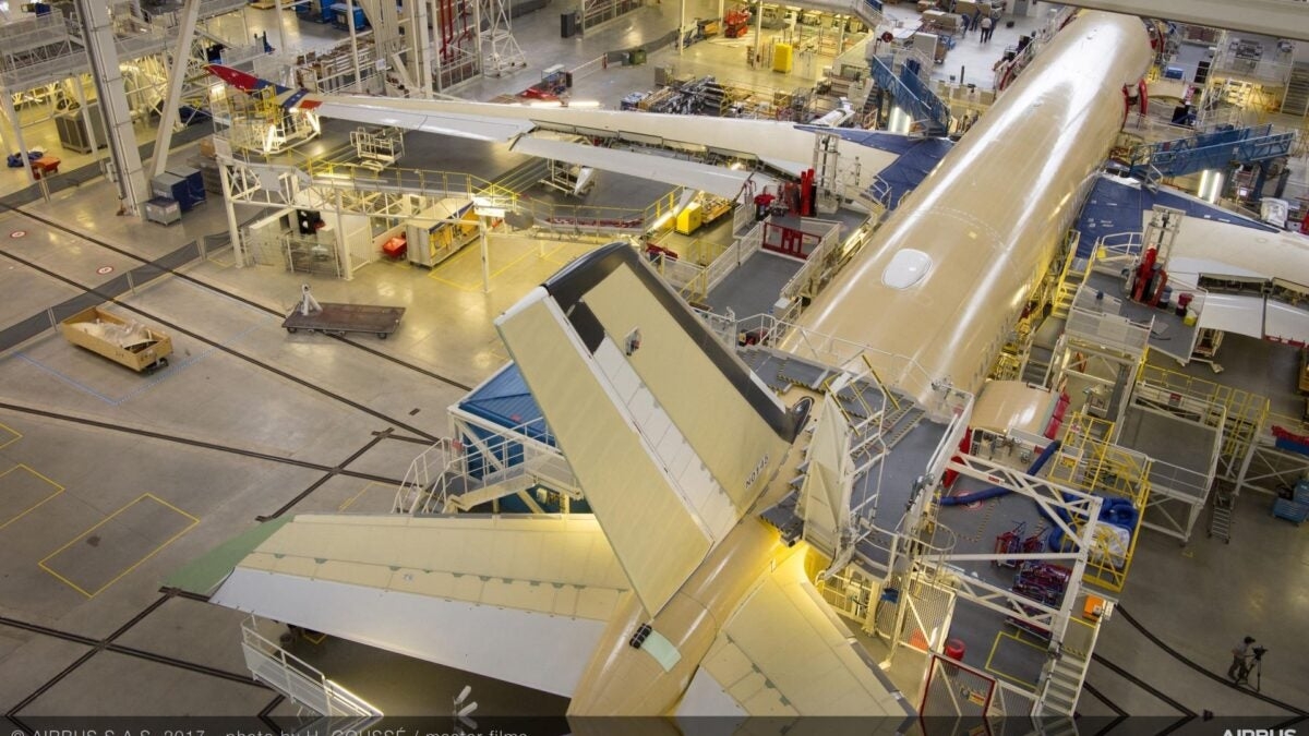 Airbus postpones rollout of A350 freighter until late 2027