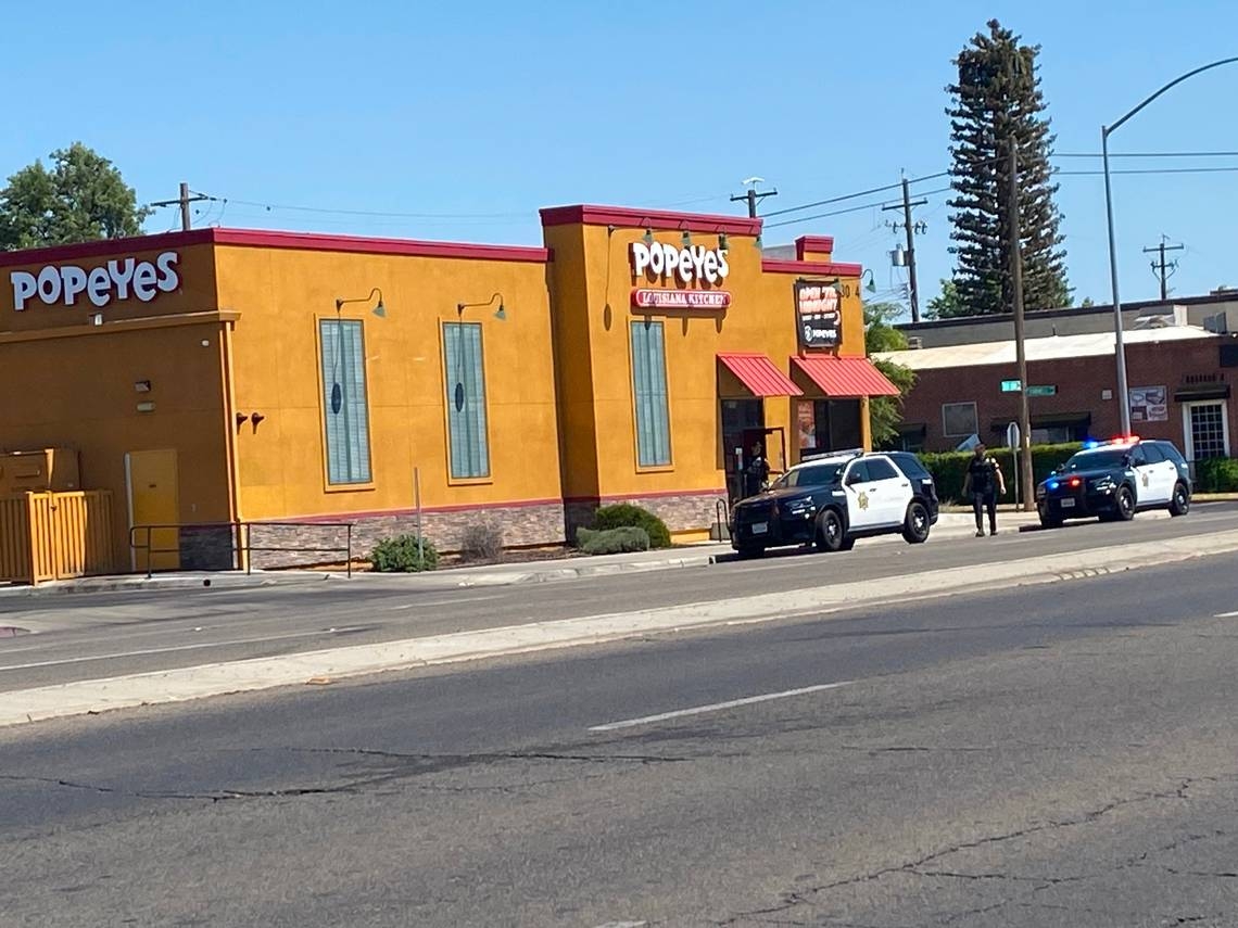 Man stabbed multiple times, then runs for help at Fresno Popeyes, police say