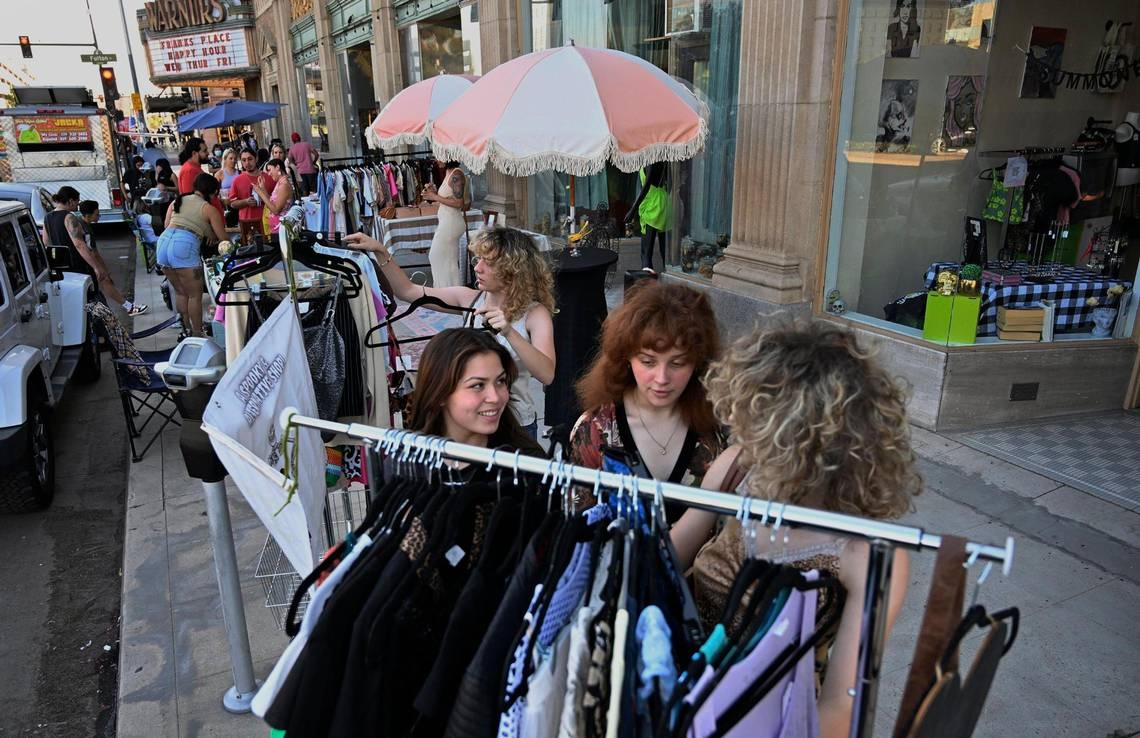 First-of-the-month street party returns to downtown Fresno. But is it ArtHop?