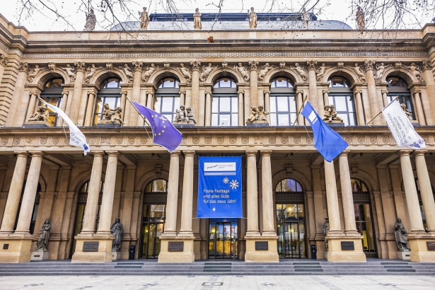 Should You Invest in European Stocks Now?