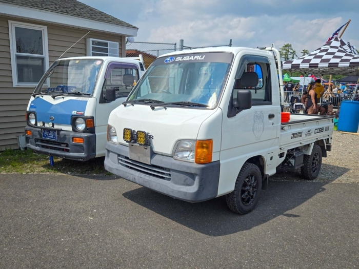 Outlawed Tiny Japanese Vehicles: Enthusiasts Push for Legal Registration