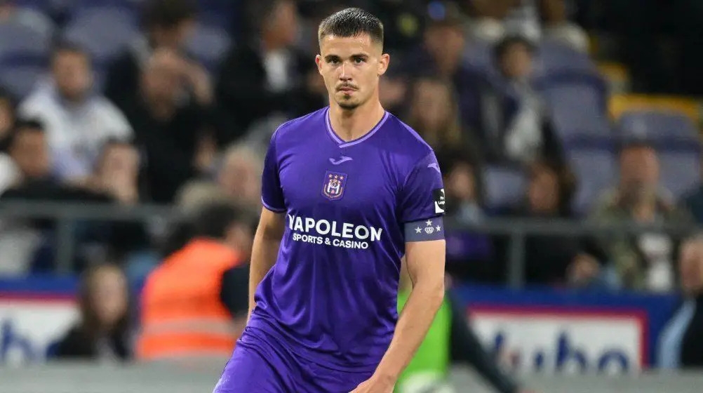 ‘Dendoncker is far too passive': Former Belgian international critical of on loan Aston Villa midfielder