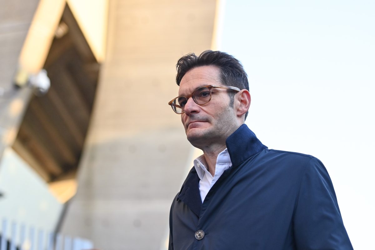 Lens announce return to old transfer strategy