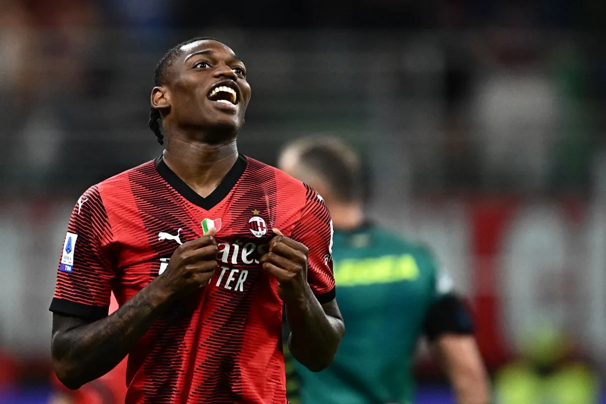 Arsenal in talks with AC Milan winger Rafael Leão