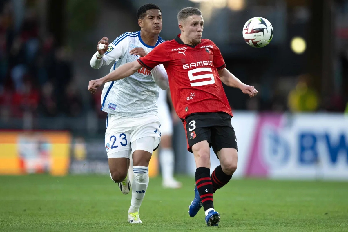 Adrien Truffert completes Bournemouth move