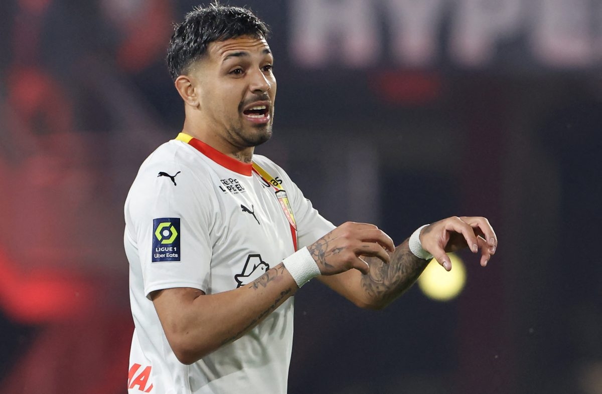 Facundo Medina prefers a move to Marseille over Bayer Leverkusen