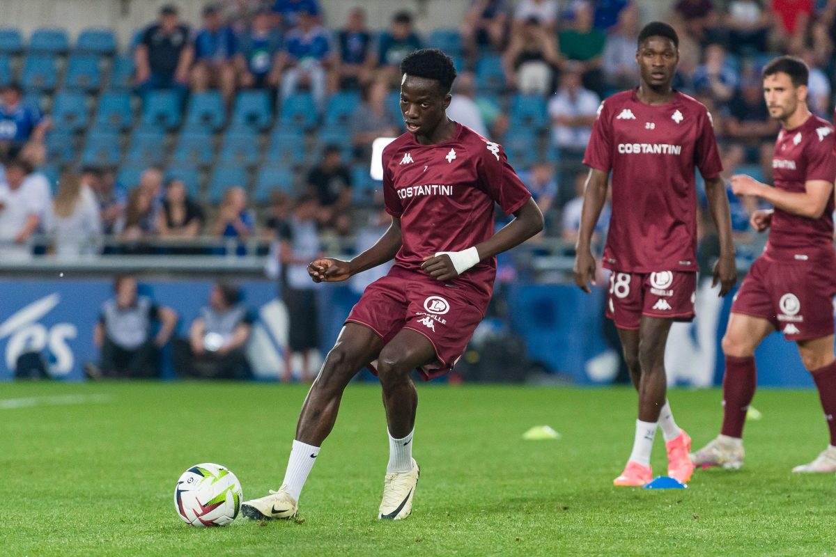 Norwich City sign Metz winger Papa Amadou Diallo