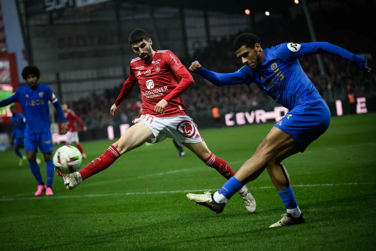 Brest predicted XI Auxerre: Romain Del Castillo out