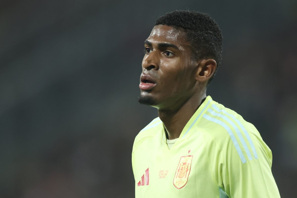 PSG shortlist Valencia's Cristhian Mosquera and Club Brugge's Joel Ordóñez