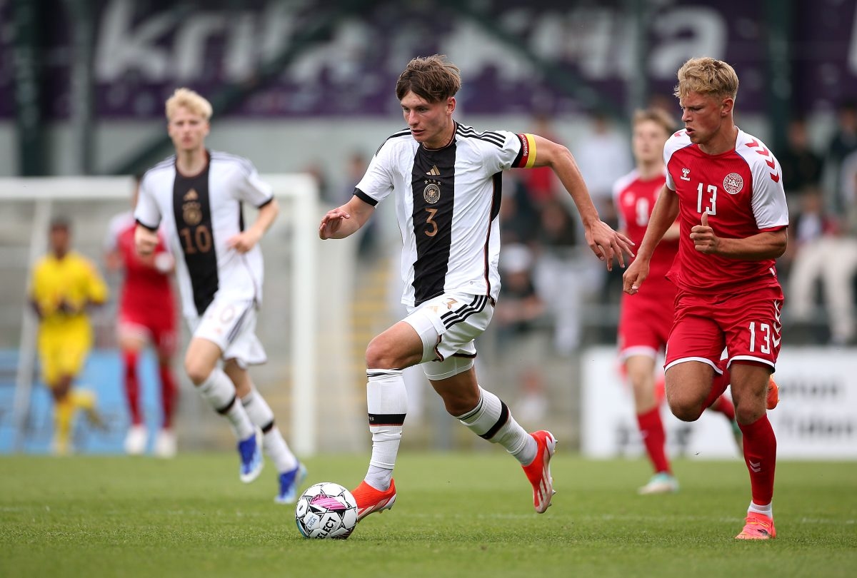 Strasbourg sign Danish centre-back Lucas Hogsberg