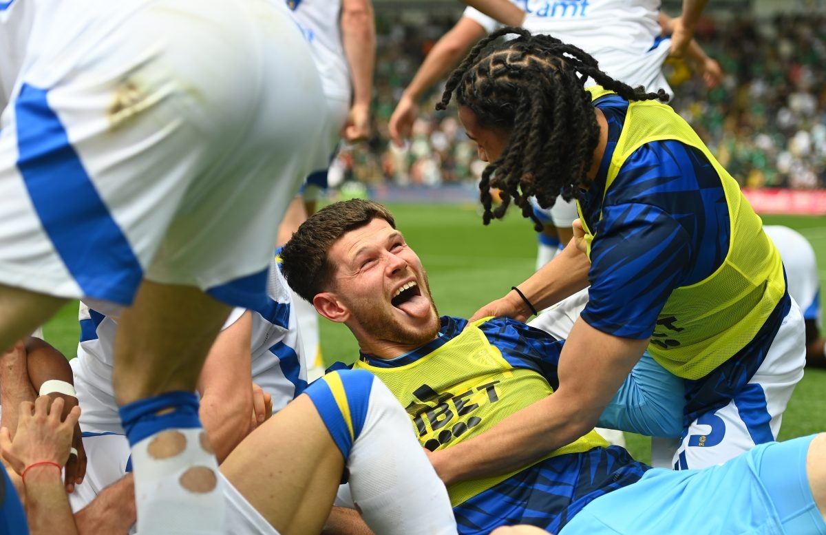 Lorient make enquiry for Leeds' Illan Meslier