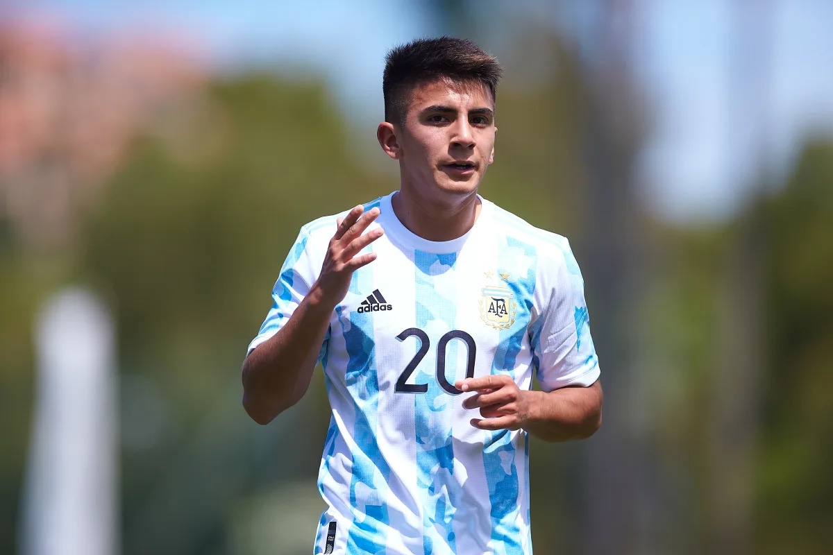Atlético Madrid eye Lyon's Thiago Almada amid Botafogo return snub