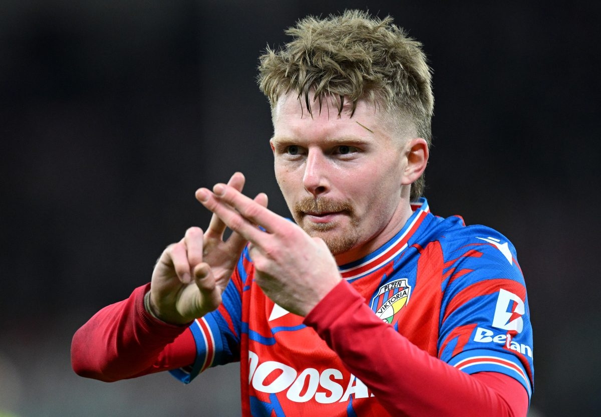 Czechia international Pavel Sulc completes Lyon move