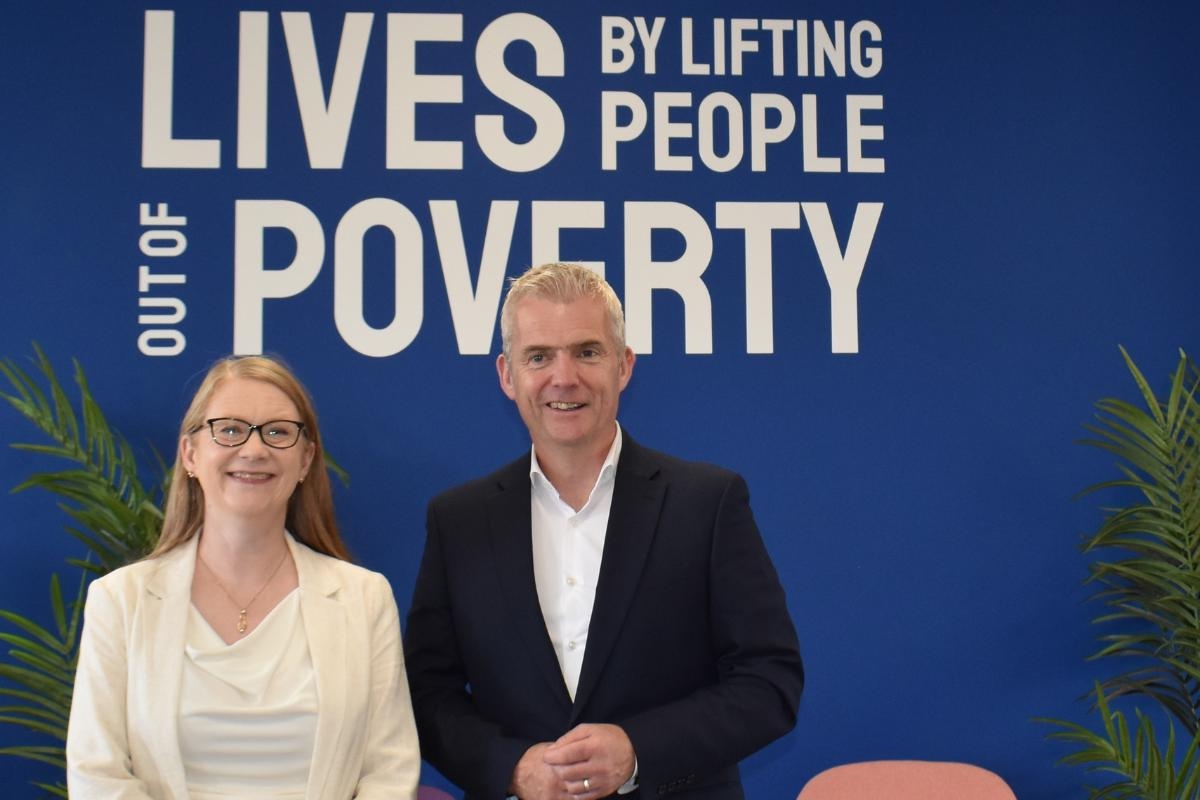 'We are proud': Cabinet Secretary hails Glasgow hub for tackling child poverty